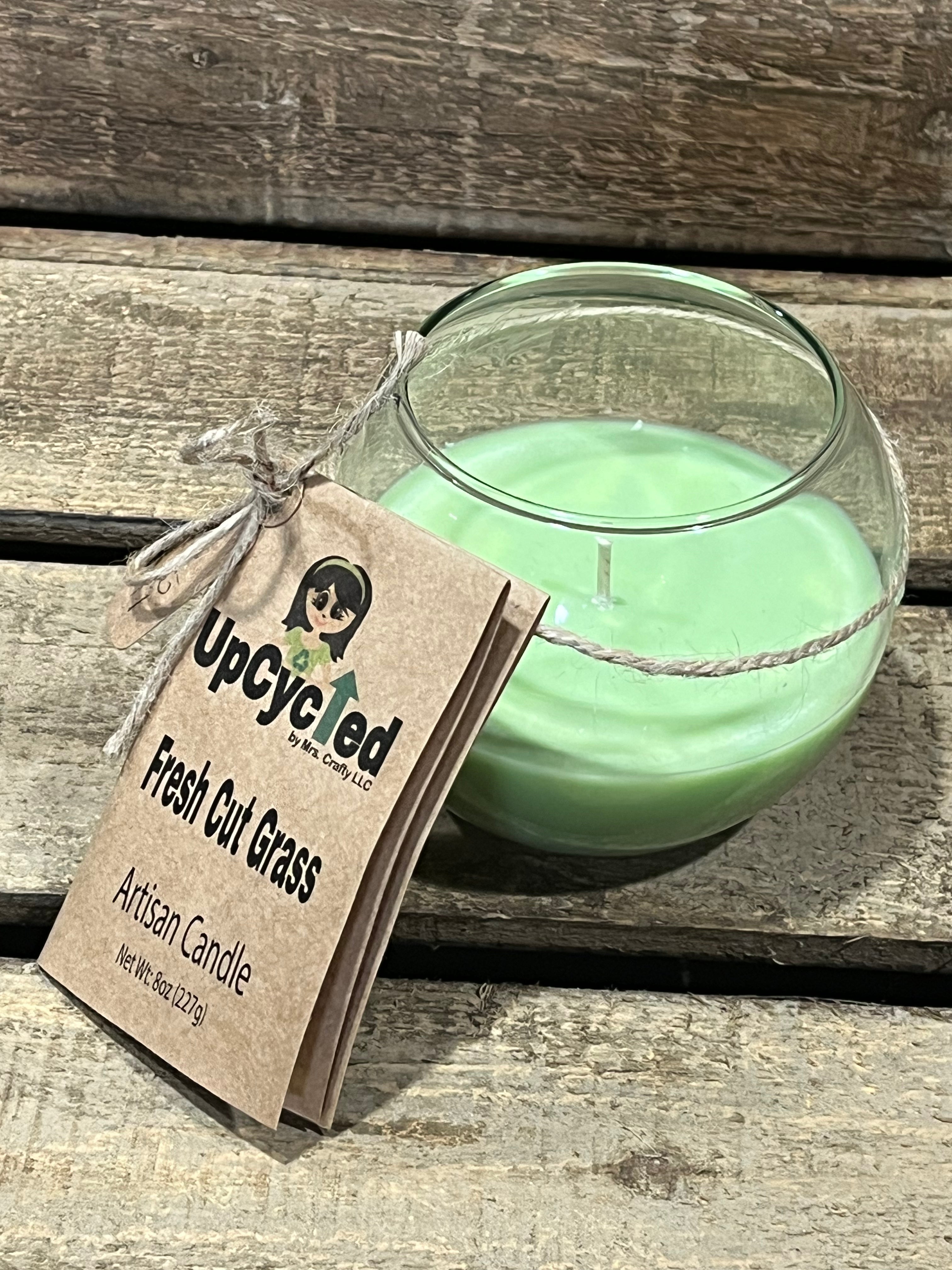 Fresh Cut Grass Candle - 8 OZ