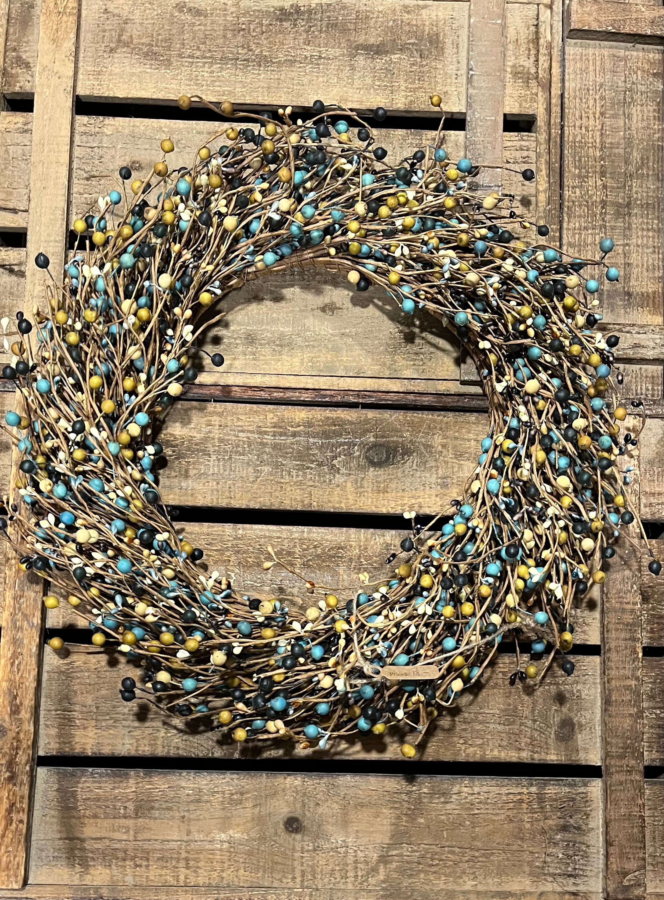 Pip Berry Wreath 18"